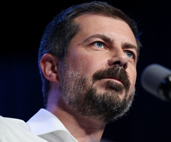 Buttigieg Backs NYC Socialist Mamdani, Hits Cuomo