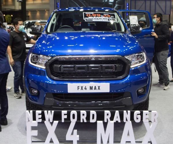 Ford Partners With Salesforce to Expand Software Business