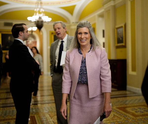 Sen. Ernst Pushes Sale of ‘Ghost Town’ Fed Buildings