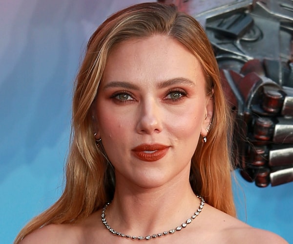 Scarlett Johansson: ‘Hard to Know’ If Supporting Woody Allen Affected Career