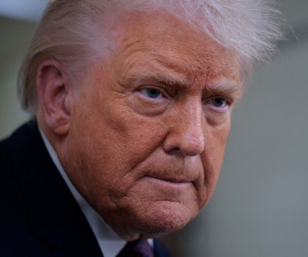 Trump Blasts GOP Sens. Tillis, Murkowski as 'Losers'