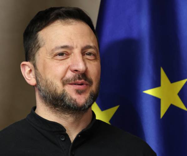 Zelenskyy Calls for European Army to Deter Russia, Earn US Respect