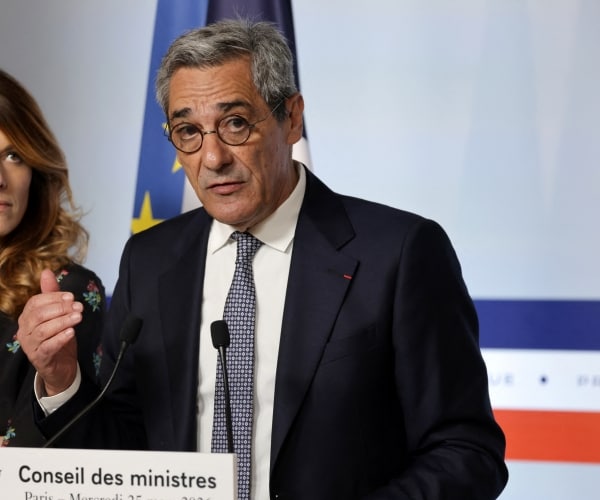 French Minister: G7 to Discuss Strategic Oil Reserves