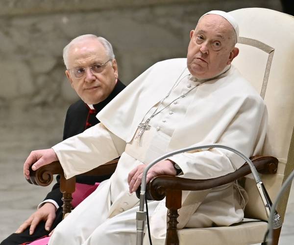 Vatican: Pope Spends Quiet First Night in Hospital