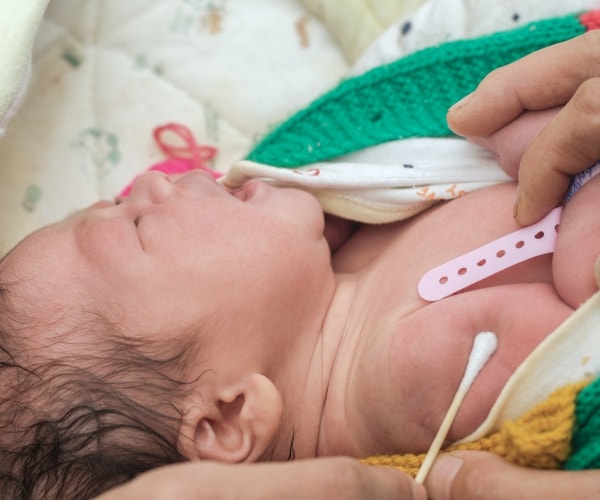 Review Backs US Policy of Newborn Hepatitis B Shots