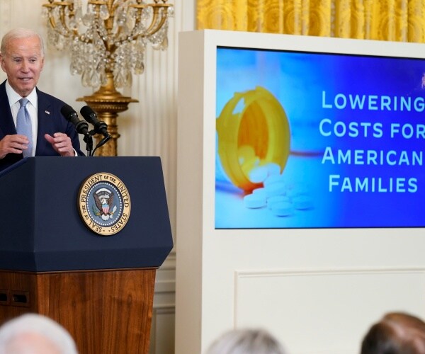 White House Threatens Patents of High-Priced Drugs