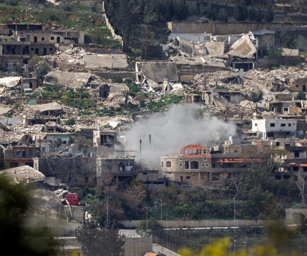 UN Official: 100,000 Lebanese in Shelters After 'Unprecedented' Israeli Warnings