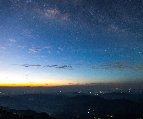 Astronomers Discover Brightest Object in Universe