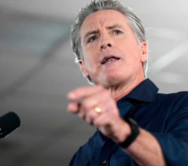 CNN Analyst Enten: 2028 Dem Field a 'Clown Car' as Newsom Stumbles