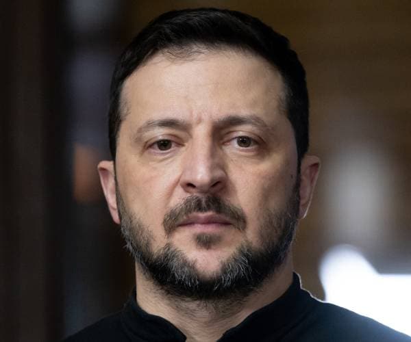 Zelenskyy Disputes Trump Claim: Ukraine Not Blocking Peace