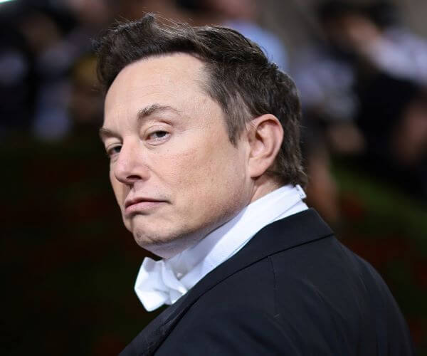 Musk, SEC in Talks to Settle Twitter Disclosure Lawsuit