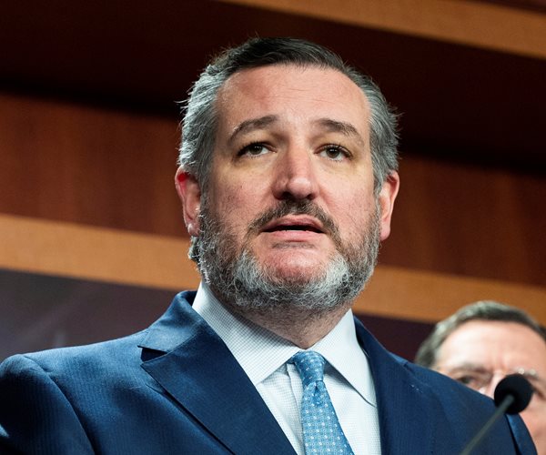 Sen. Cruz Vows Crackdown on Border, Migrant Criminals