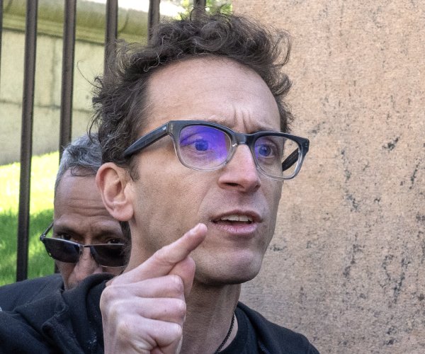 Columbia Bars Jewish Professor From Campus