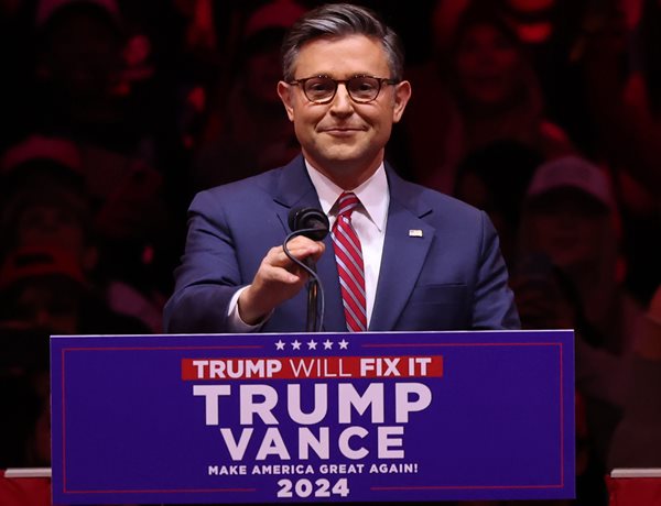 Trump: Debt Ceiling Extension '1 of Dumbest Political Decisions Made in Years'