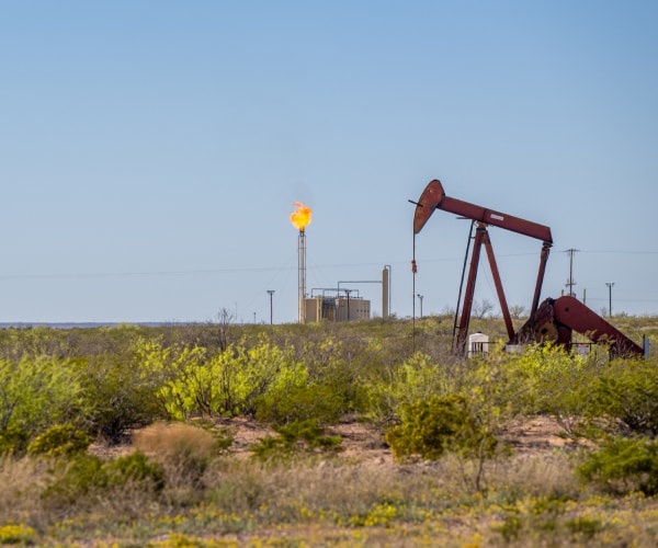 Study Finds Texas Has Enough Oil, Gas to Power US for Months