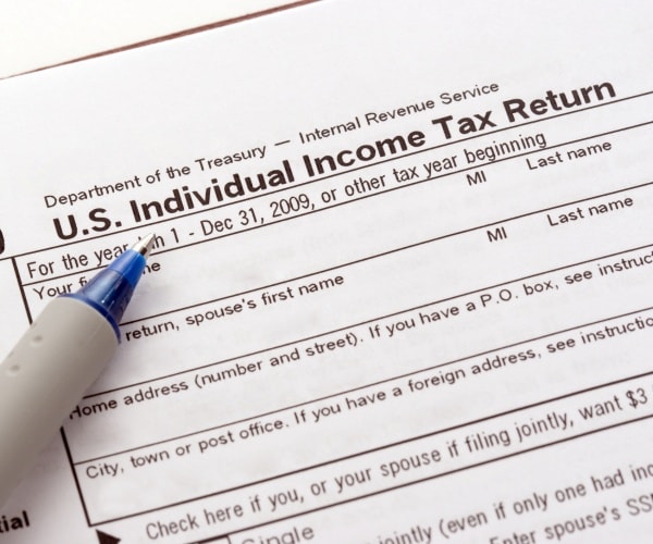 New 'Senior' Deduction Starts as Tax Filing Season Opens