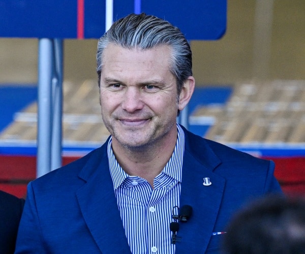 Hegseth Jokes About Throwing Off Pentagon Pizza Tracking