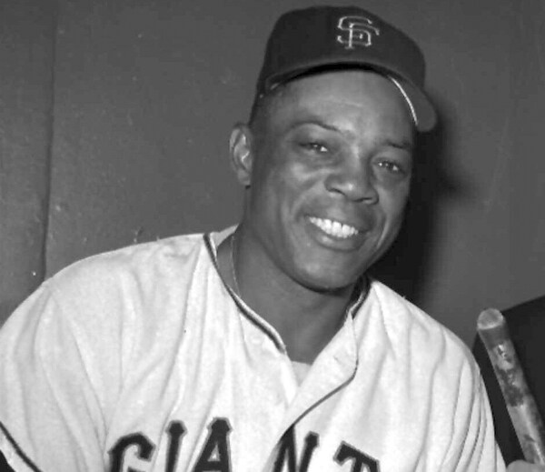 Willie Mays, Giants Star Nicknamed  'Say Hey Kid,' Has Died at 93