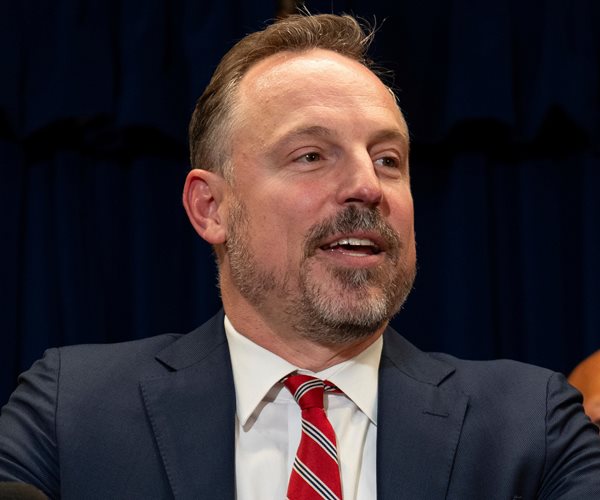 Federal Prosecutors Quit in Minnesota Amid DOJ Probe