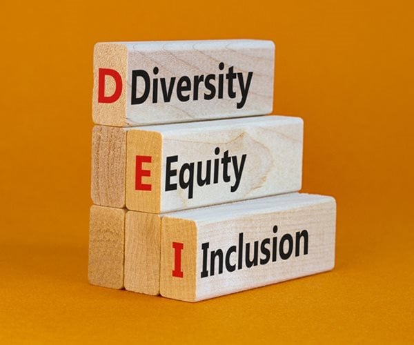 FTC Warns 42 Law Firms About DEI Hiring