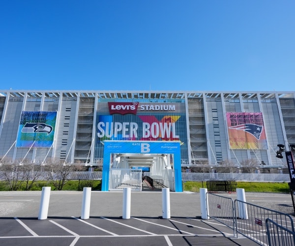 Cops Poised to Shoot Down Drones at Super Bowl