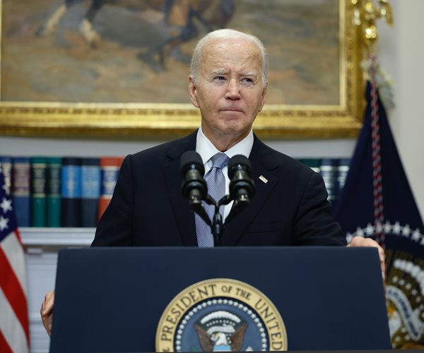 US Appeals Court Blocks All of Biden Student Debt Relief Plan