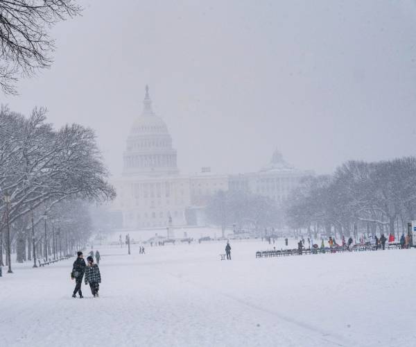 Brutally Cold Weather Hitting Storm-Battered South‚ Northeast