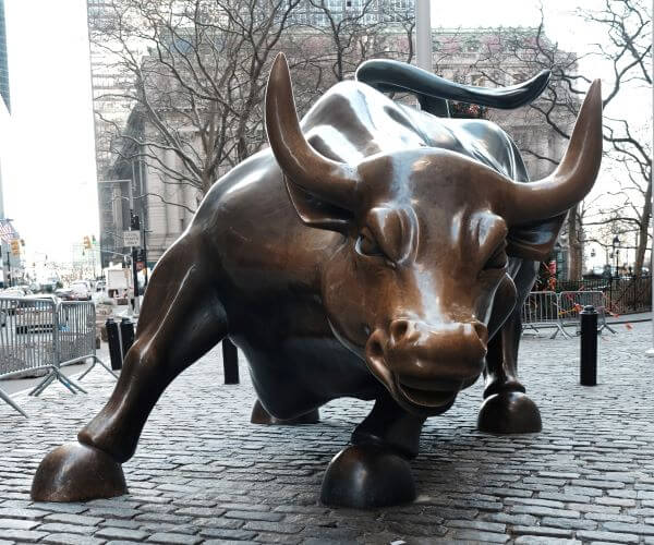 Wall St Ends Higher on Hopes of Iran War Resolution