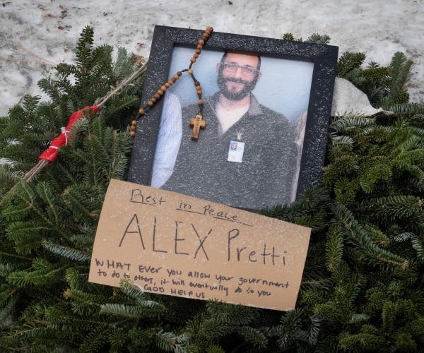 Mullin: Made a Mistake on Alex Pretti Remark