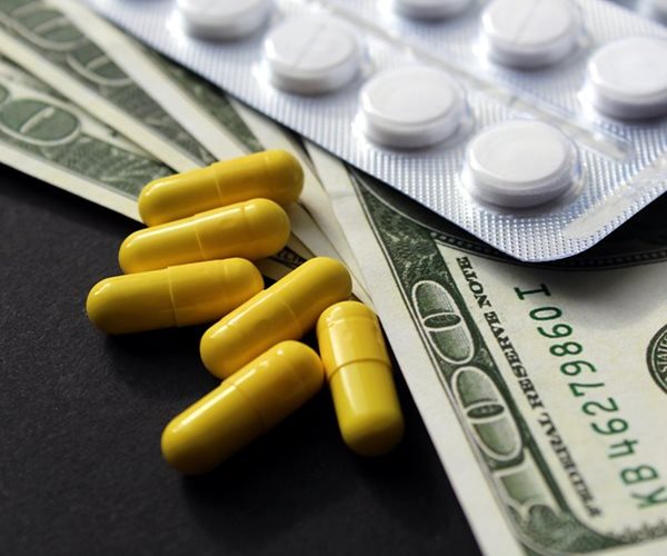 Big Pharma Set to Raise US Prices on 500 Drugs