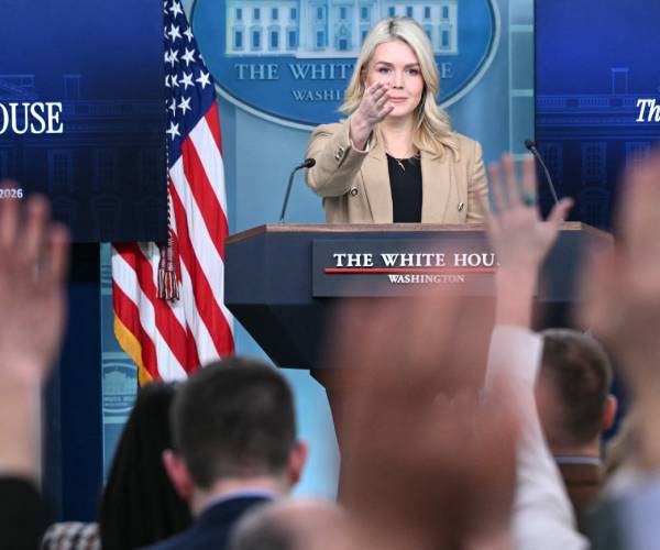 Fla. Nurse Fired Over Leavitt Childbirth Post