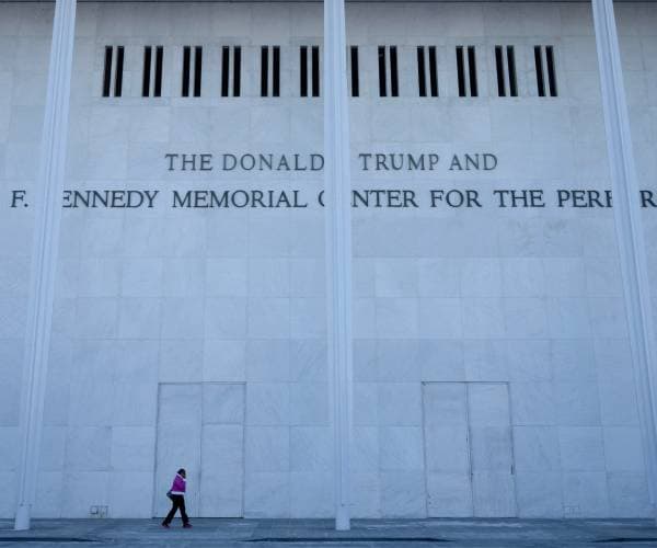 Dem Rep. Beatty Sues Over Trump-Kennedy Center Closure