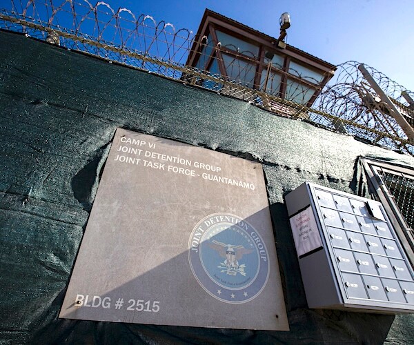 Pentagon: Guantanamo Prisoner Sent to Tunisia