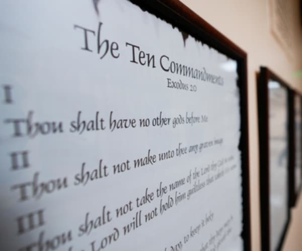 Appeals Court Clears Louisiana Ten Commandments Law