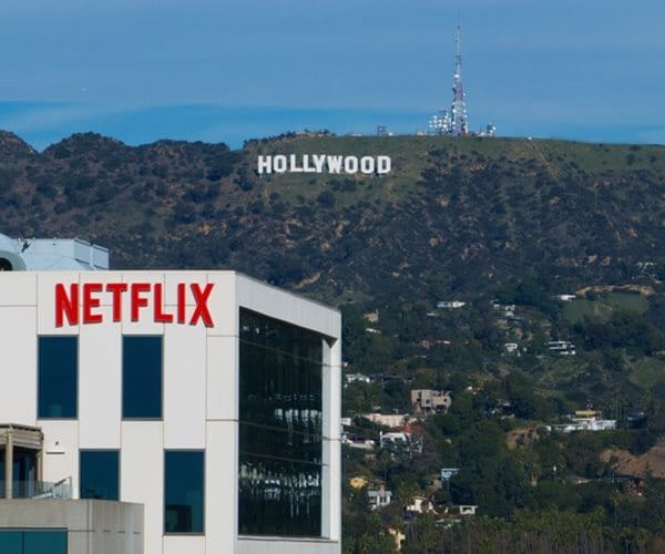 Netflix's $82.7B All-Cash Warner Bid Wins Board Support