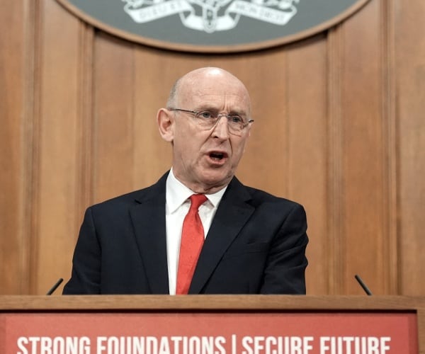 UK Defense Sec. Names Putin in Kidnap Hypothetical