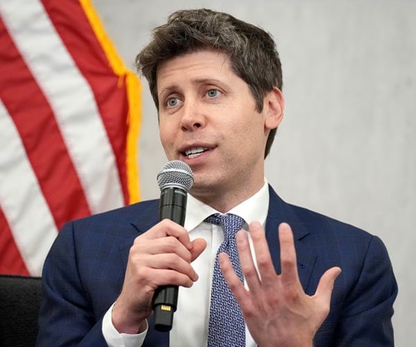 OpenAI CEO: ChatGPT Back to Exceeding 10% Monthly Growth