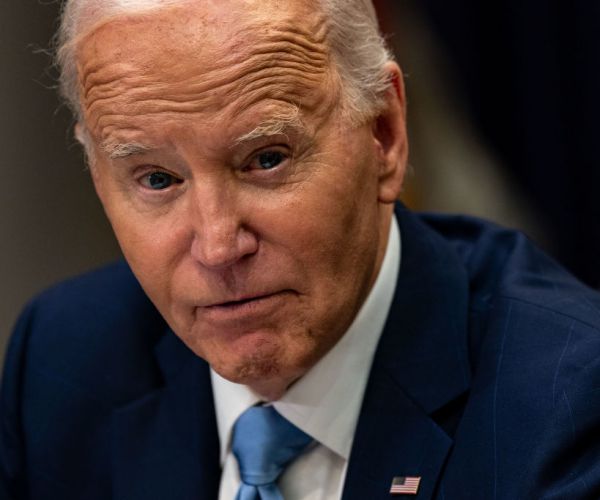 Biden Orders Team to Monitor Foreign Ocean Carriers for Price Gouging