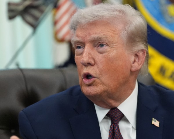 Trump Doubles Down on NATO Rift Over Iran, Weighing Exit and a Primetime Rebuke