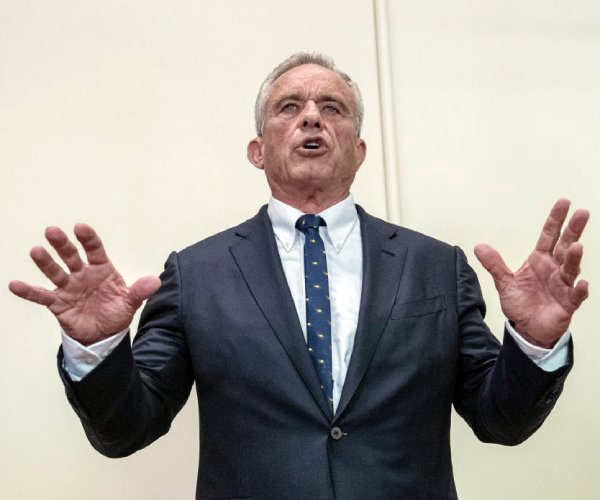 RFK Jr. Says Capitol Hill Meetings Going 'Very Well'