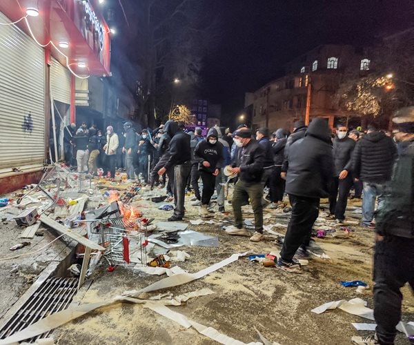 Officials Cut Internet Access as Protests Spread Across Iran