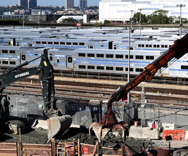 Judge: Trump WH Must Restore Gateway Project Funding