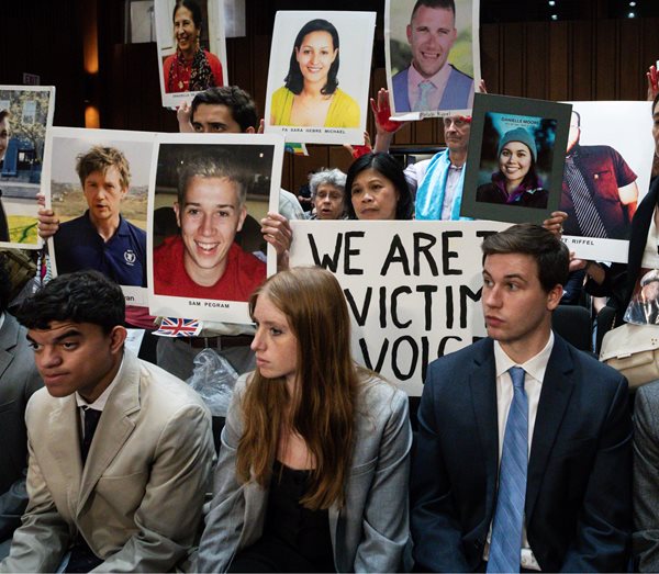 Families of Boeing 737 MAX Crash Victims Seek $25B