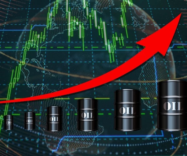 Surging Oil Prices Weigh on Gas Pump, Consumer Goods