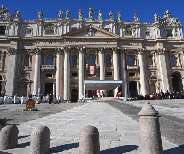 Group Says It Will Consecrate Bishops Without Vatican OK