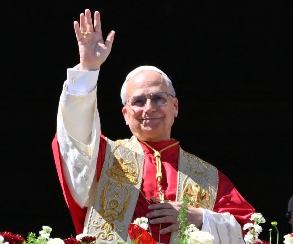 Pope Urges Peace, Criticizes Trump Iran Warning