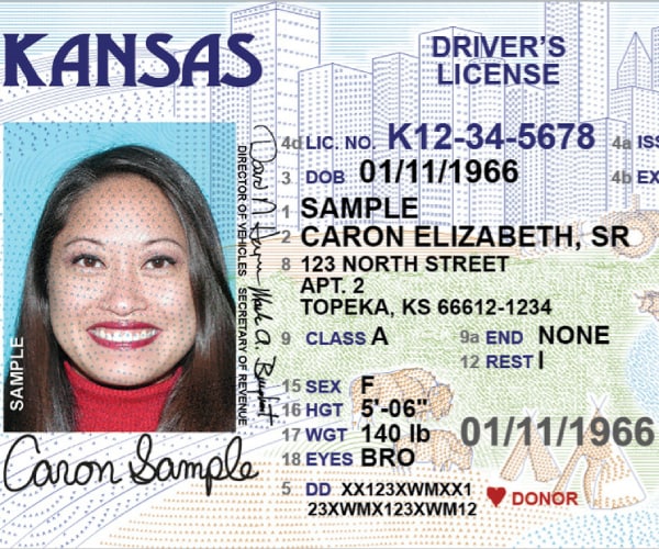Kansas Revokes 1,700 Driver's Licenses Over Gender Marker Law