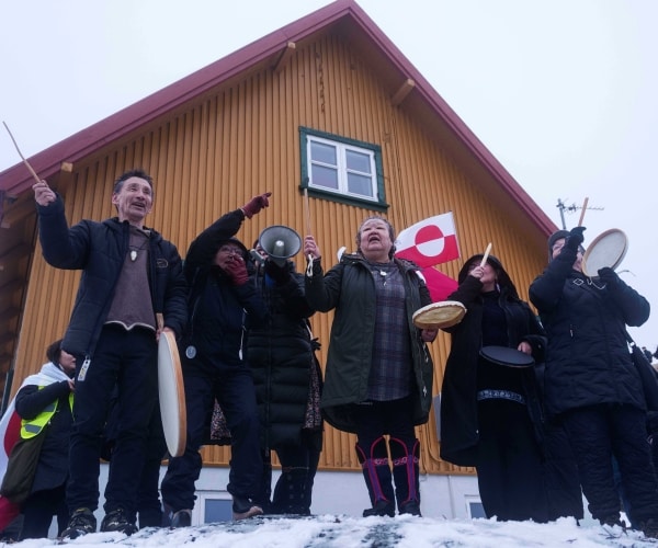 Greenland Inuit Reject Trump's Idea of Buying Land
