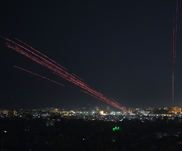 Israel-Lebanon 10-Day Ceasefire Takes Effect