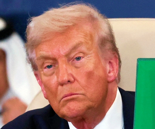 Trump: Iran Calls Off Execution of 8 Women